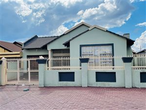 3 Bed House in Mabopane