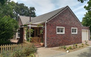 2 Bedroom Townhouse in Roundhay