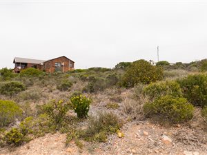 800 m² Land available in Island View
