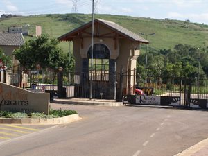 951 m² Land available in Rietvlei Heights Country Estate