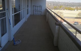 2 Bedroom Apartment in Linden