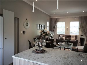 3 Bed Townhouse in Lenasia