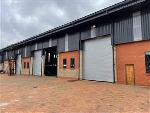 1750 m² Industrial space in Clayville