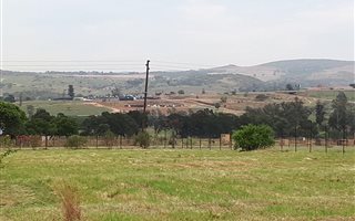 1.9 ha Farm in Muldersdrift