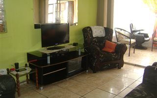 3 Bedroom House in Klipspruit West