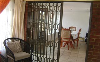 3 Bedroom House in Klipspruit West