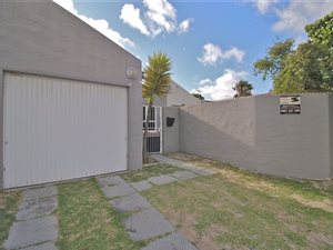 2 Bed House in Edgemead