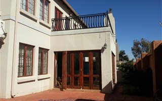 3 Bedroom House in Boardwalk