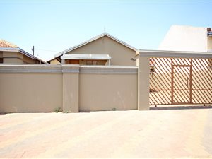 2 Bed House in Kagiso