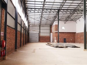 1284 m² Industrial space in Cosmo City