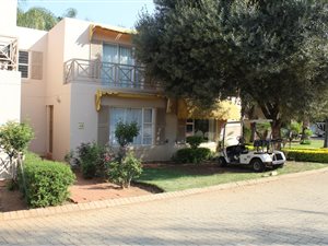 3 Bedroom Apartment in Kosmos
