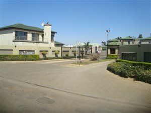 428 m² Land available in Norton Park