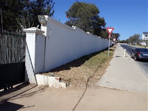 2.5 ha Land available in Crowthorne