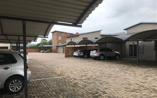 1 Bedroom Flat in Die Heuwel