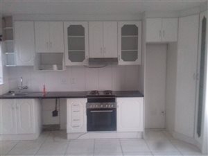 2 Bed Apartment in Fleurhof