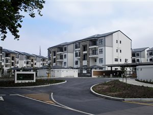 1 Bedroom Apartment in Paardevlei