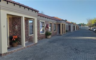 2 Bedroom Townhouse in Potchefstroom Central