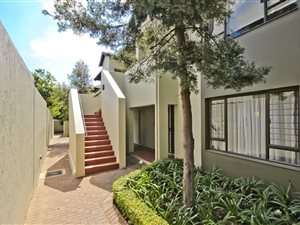 2 Bed Apartment in Maroeladal
