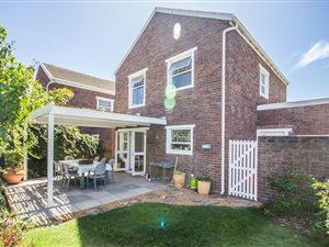 3 Bed House in Milkwood Park