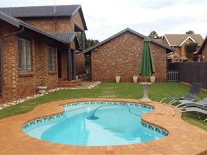 3 Bed House in Highveld