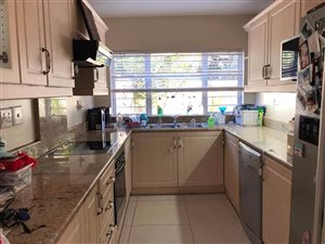 3 Bed Apartment in Morningside