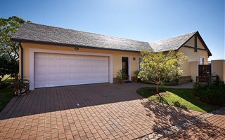 2 Bedroom Cluster in Waterfall Hills Mature Lifestyle Estate