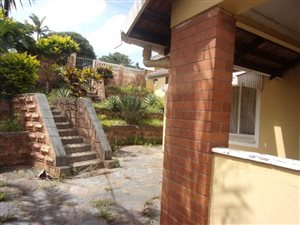 4 Bed House in Montclair