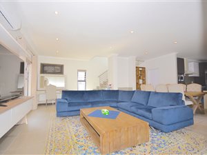 4 Bed Apartment in Bryanston