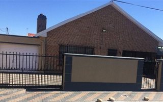 3 Bedroom House in Athlone
