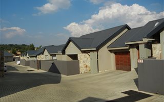 2 Bedroom Simplex in Meyersdal Nature Estate