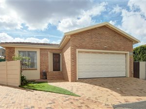 3 Bed House in Sonstraal Heights
