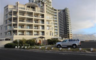2 Bedroom Apartment in Strand Central