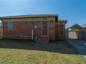 3 Bed House in Blue Hills