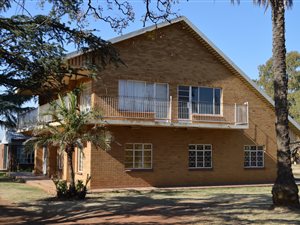 4.4 ha Farm in De Deur