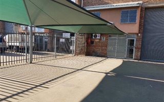 307 m² Commercial space in Mountain Ridge