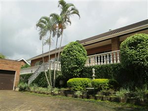 4 Bed House in Marina Beach