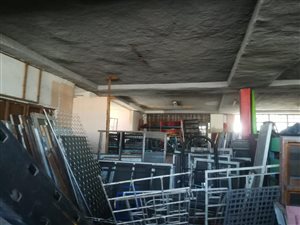 1800 m² Commercial space in Springfield