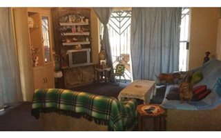 2 Bedroom House in President Park