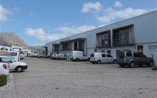 406 m² Commercial space in Capricorn