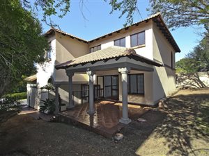 3 Bed House in Thornhill Estate