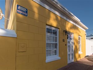 4 Bedroom House in Bo-Kaap
