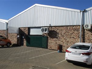 389 m² Commercial space in Hilton