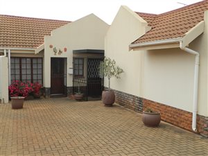 1 Bed House in Theresa Park