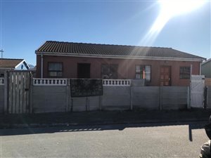 2 Bed House in Lavender Hill