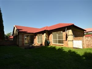 3 Bed Simplex in Liefde en Vrede
