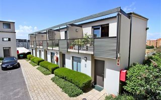 2 Bedroom Apartment in Woodstock