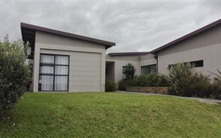 4 Bedroom House in Palm Lakes Estate