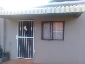 1 Bed Flat in Montclair