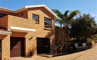 3 Bedroom House in Menkenkop