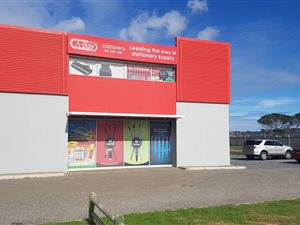 810 m² Commercial space in Fairview